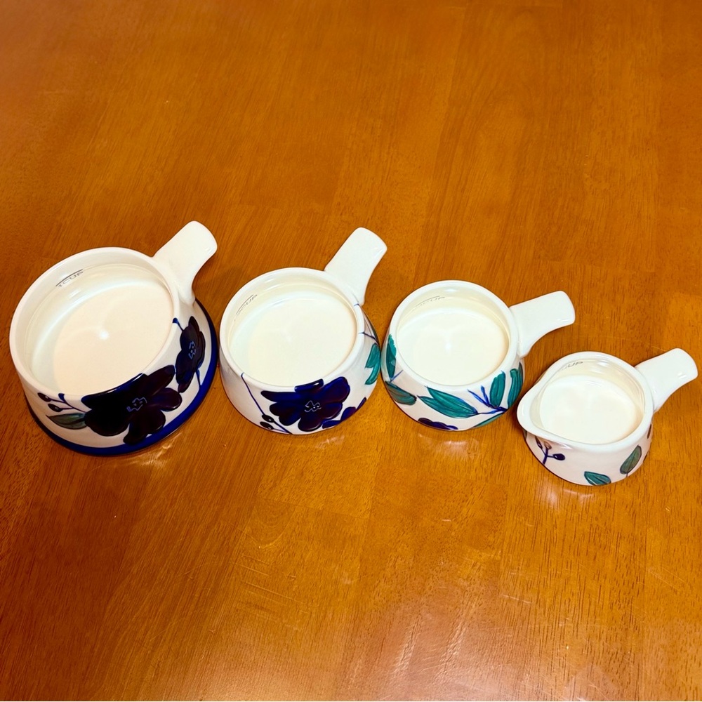 🌟 4pc Hand Painted Stackable Ceramic Measuring Cups - Picture 8 of 8
